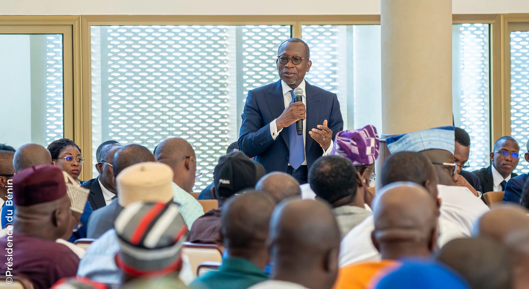 Réforme de la décentralisation : Patrice Talon fait le point des avancées et des tares avec les élus et responsables locaux