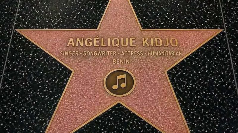 Angélique Kidjo grave l’Afrique dans le bitume d’Hollywood