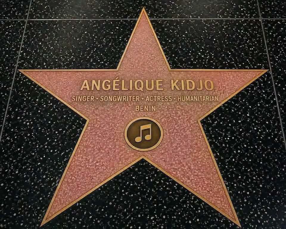 Angélique Kidjo grave l’Afrique dans le bitume d’Hollywood