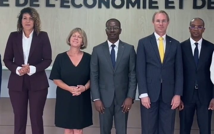 Un port plus fort, plus de lumière dans les villages : le nouveau chapitre Bénin-UE